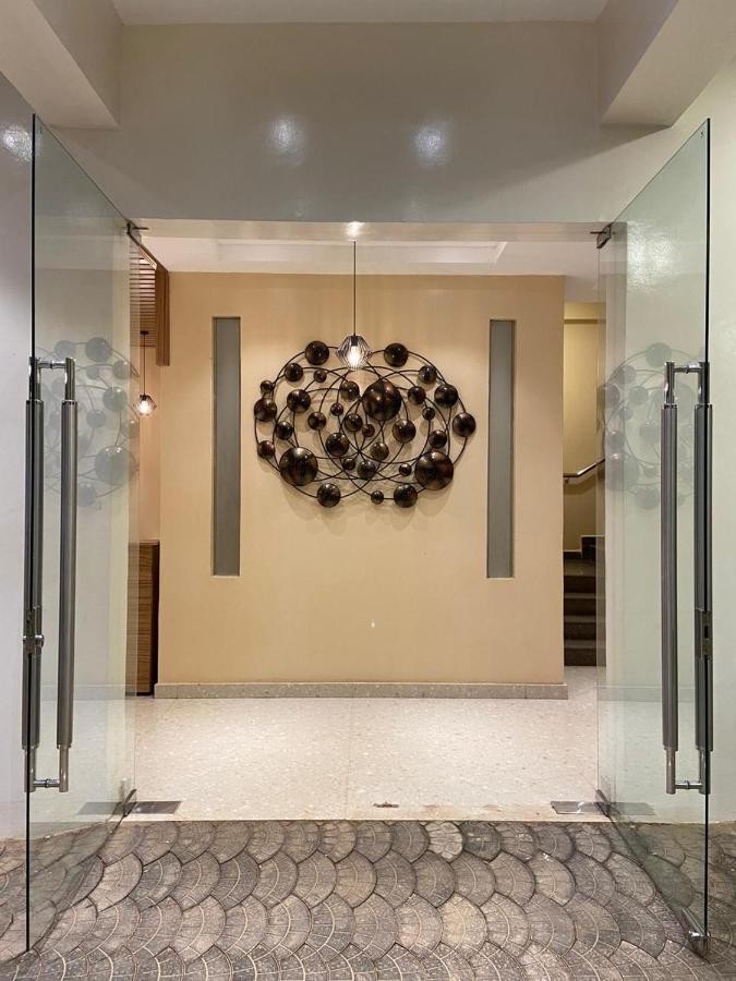 Millennium Terrace Hotel Кампала Екстериор снимка