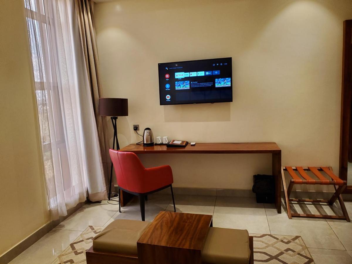 Millennium Terrace Hotel Кампала Екстериор снимка