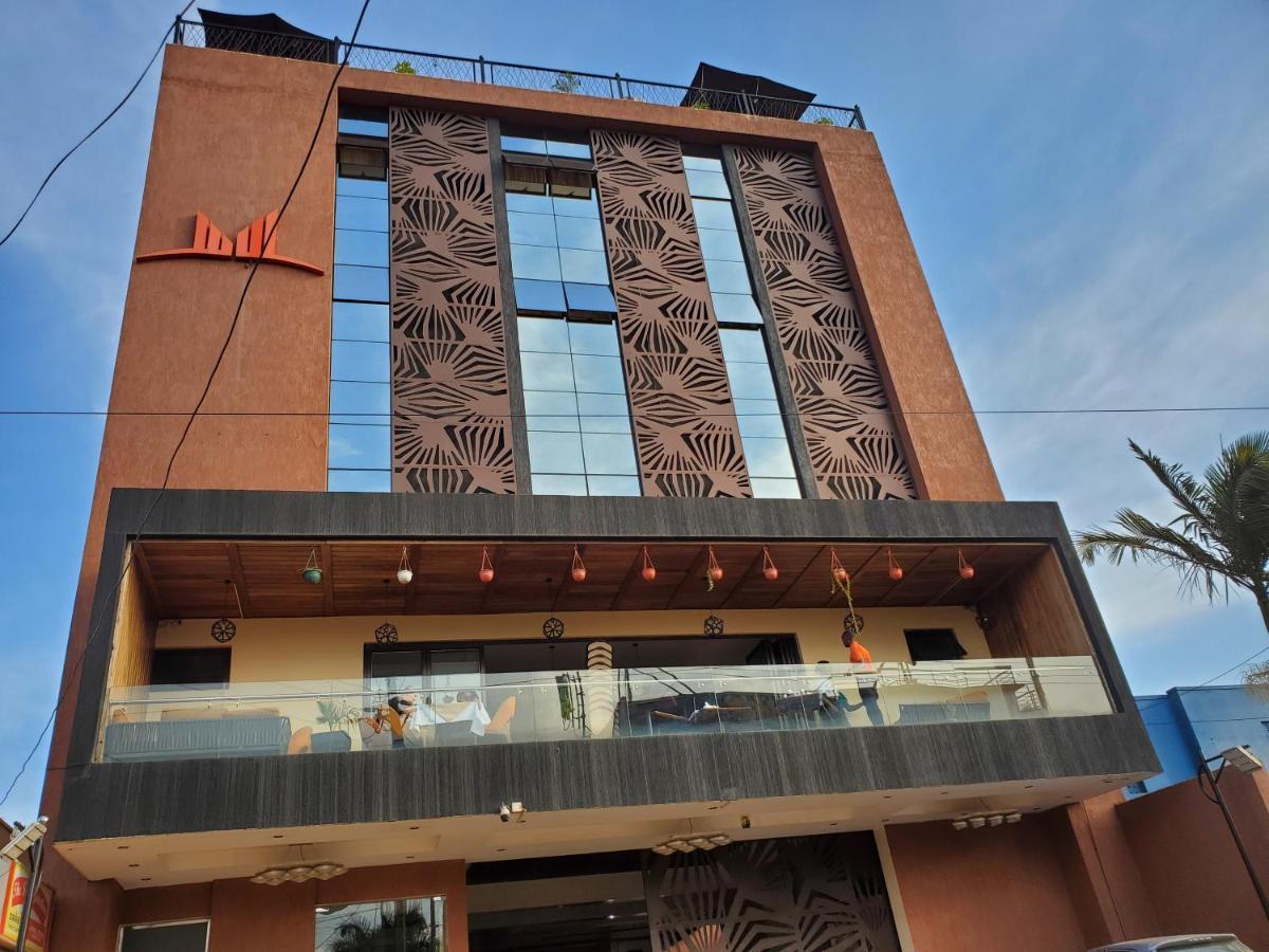 Millennium Terrace Hotel Кампала Екстериор снимка