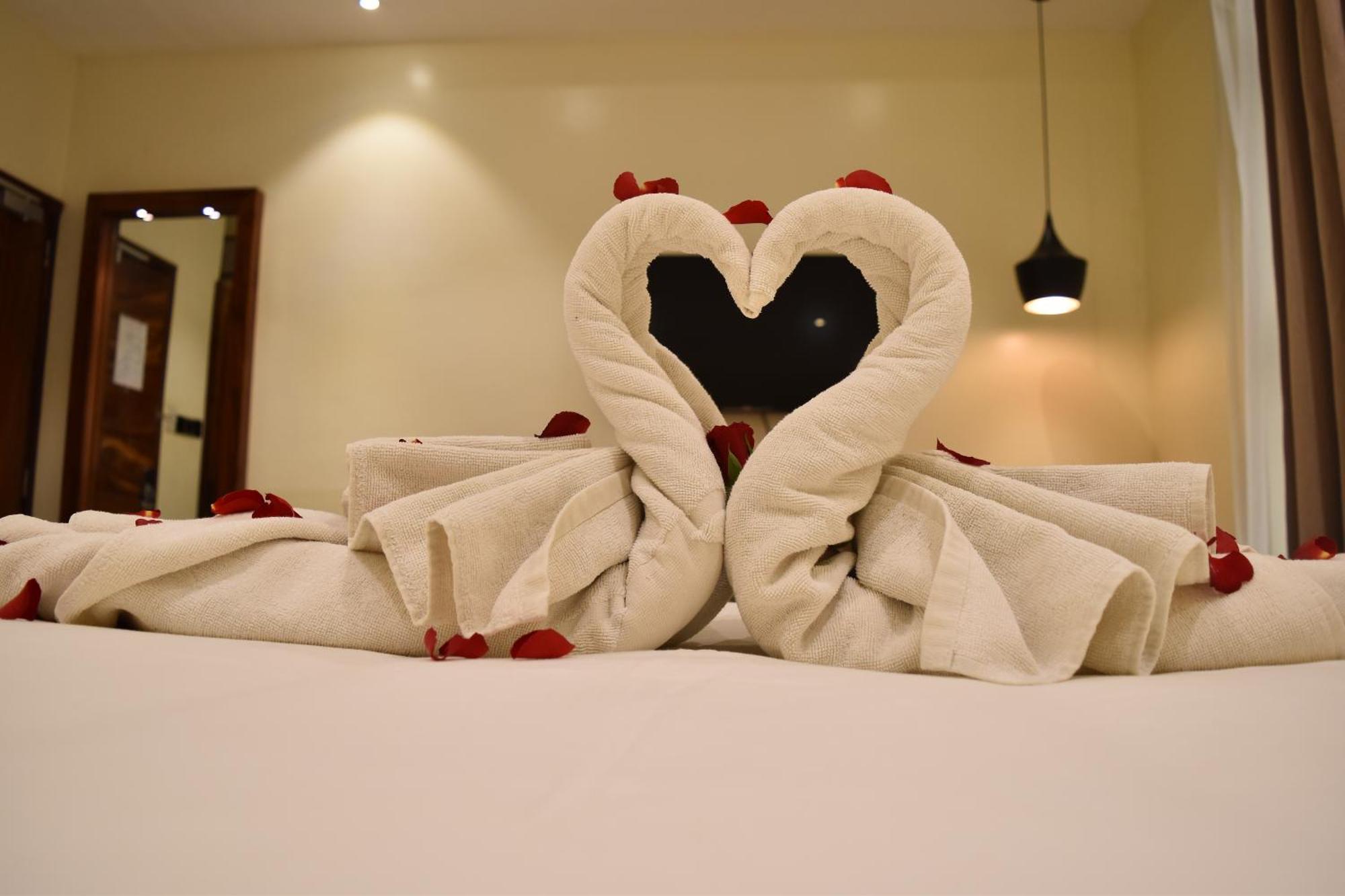 Millennium Terrace Hotel Кампала Екстериор снимка